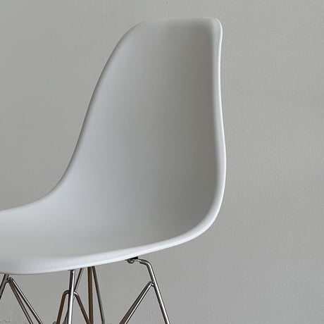 予約販売6月下旬～7月上旬頃発送予定　chair-03056　スチールレッグ シェルチェア リプロダクト