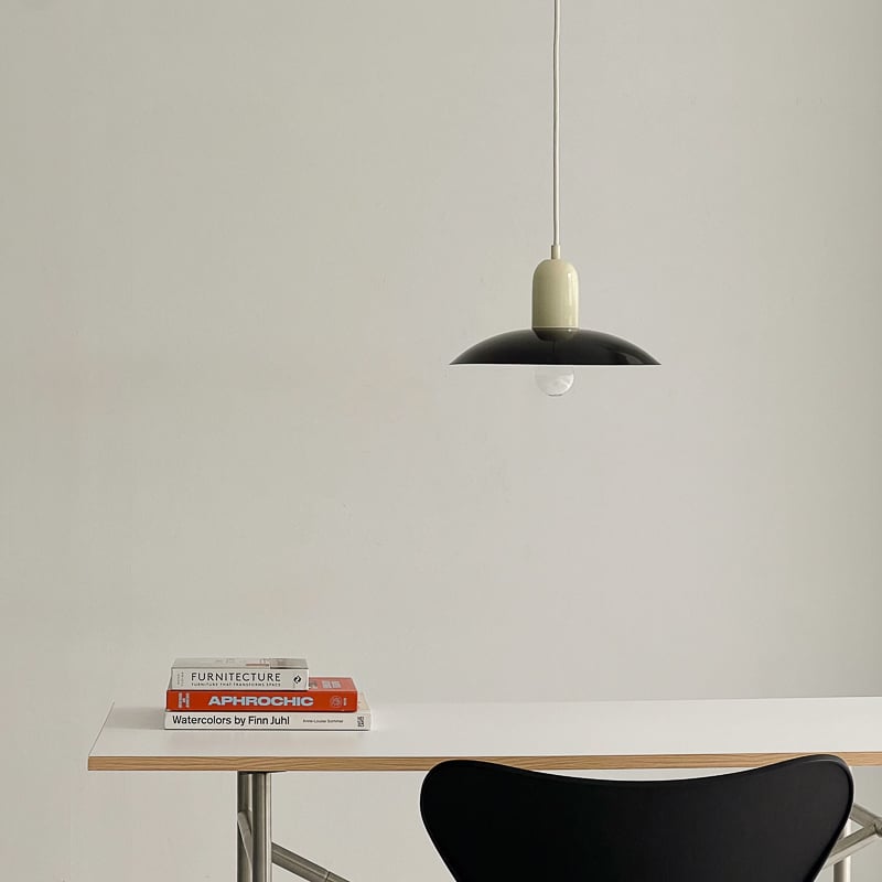 light-03318 disk ペンダントライト ブラック×アイボリー 口金E26 | AR