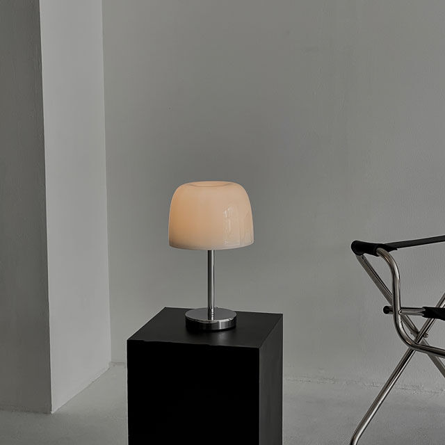 light-03206 USB trapezium ガラスシェード テーブルランプ LED |