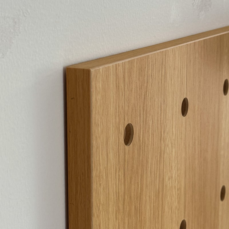 wall-03105 ワイドピッチ 木目 有孔ボード パンチングボード 40×40