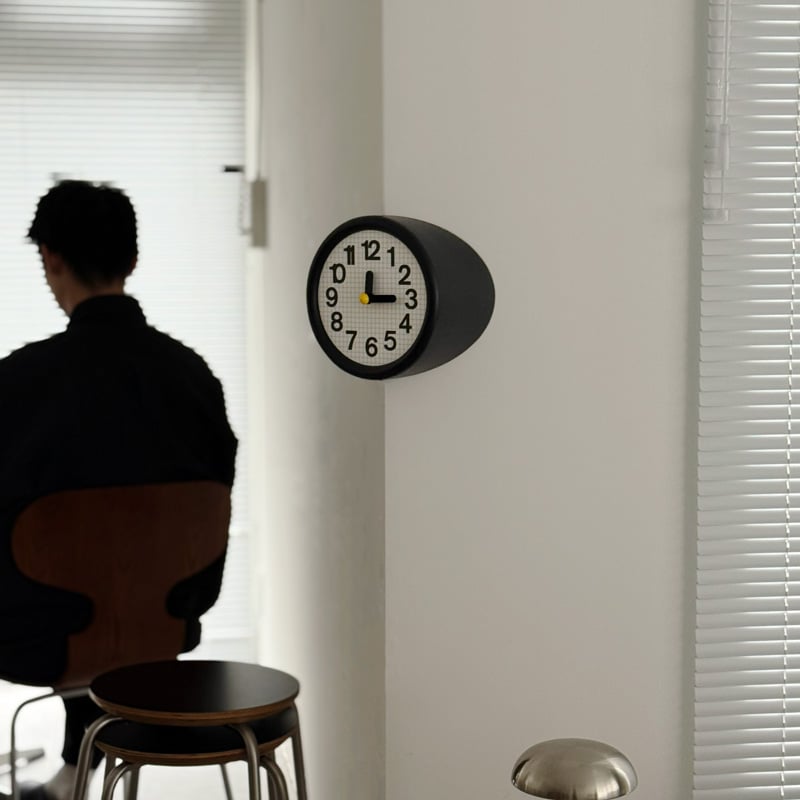 clock-03111 Black コーナー専用 ウォールクロック 壁掛け時計 静音
