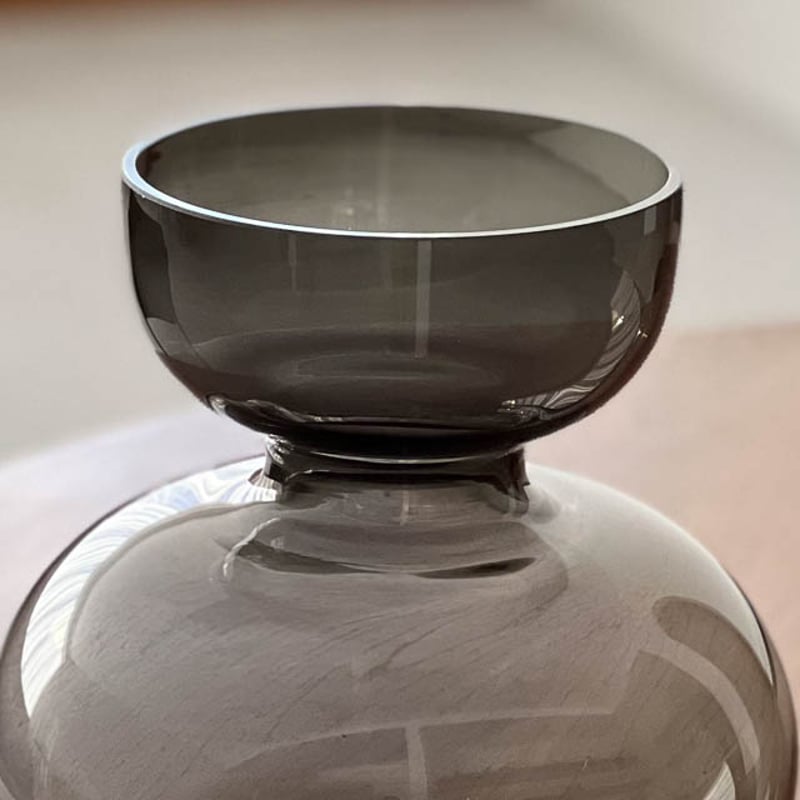 フラワーベース 花瓶 コンランショップ グレー BLACK OF ART | グレー 花瓶 フラワーベース ガラス flowervase-03052 花瓶・フラワースタンド