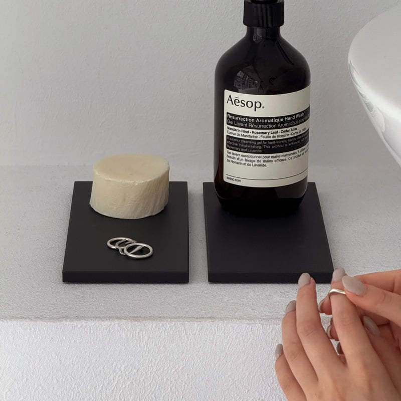 【海外限定】インテリアトレイ ブラック ホーストレイ スクエア トレイ トレー スクエアプレート M ブラック シルバー デザイン