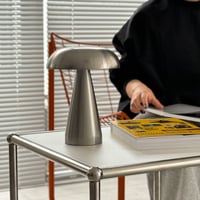 light-03379　USB mushroom シルバー テーブルランプ フルタッチ式 コードレス