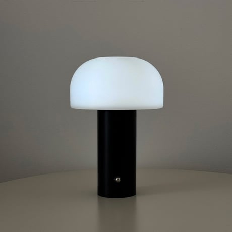 light-03307　USB ポータブル mushroom テーブルランプ