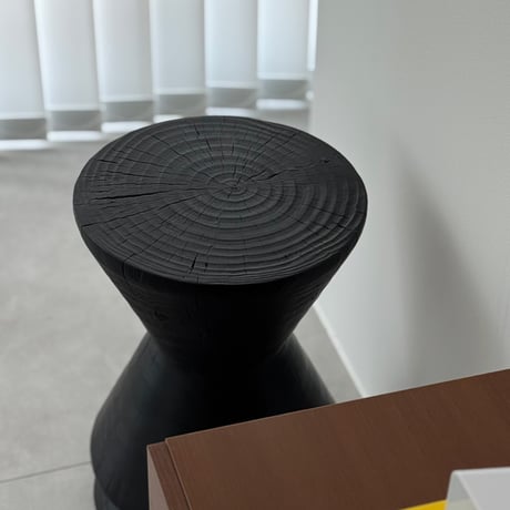 table-03187　天然木 Conical Stool 丸太スツール H45 W31