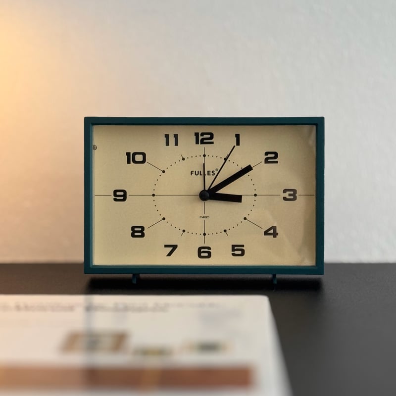 clock-03080 カラー アラーム テーブルクロック 目覚まし時計 静音