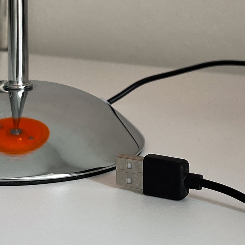 light-03291 USB カラーレイヤーシェード テーブルランプ | ART OF BLACK