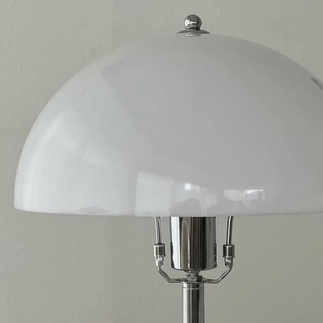 light-03143　USB semicircle ホワイトシェード テーブルランプ