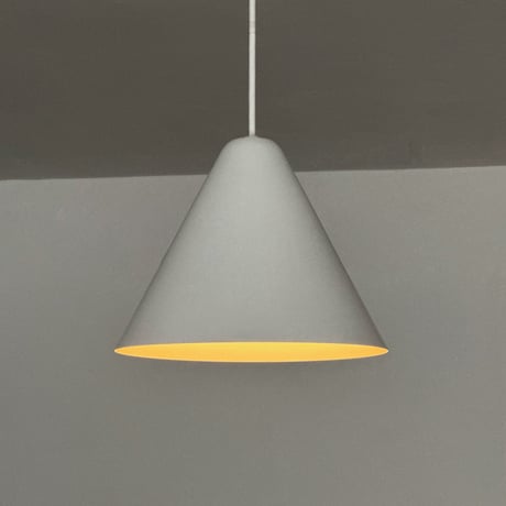 light-03315　triangle ペンダントライト 口金E26