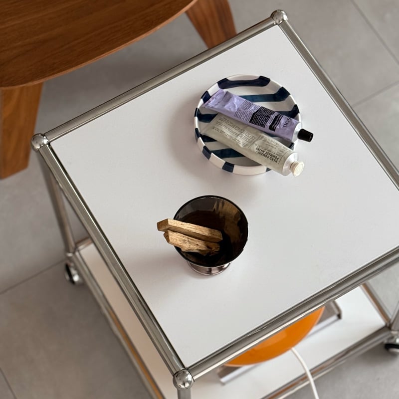 ステンレススチール製 テーブルスタンド 約70cm 高さ ステンレススチール製 テーブルスタンド 約70cm 高さ