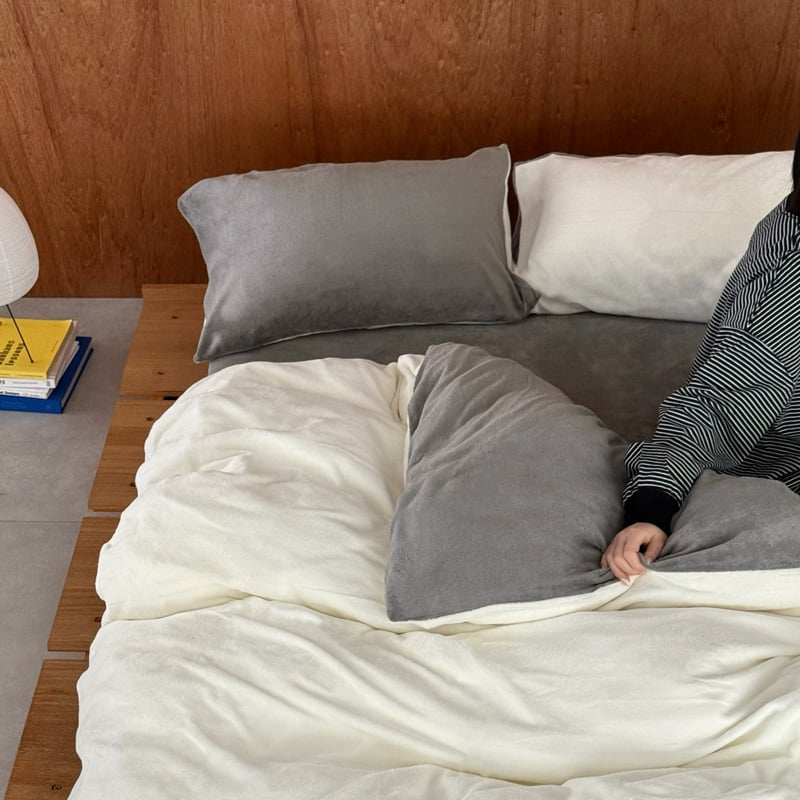 ブラック寝具 （まくら　マット）2セット 楽天市場】white×red ダブルストライプ 枕カバー 2枚セット【ART OF