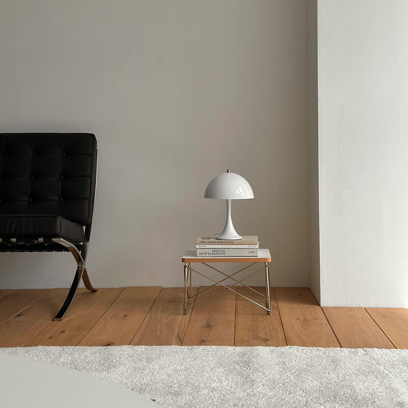 in the room ARTE ガラスリビングワイヤーベース ローテーブル アルテ