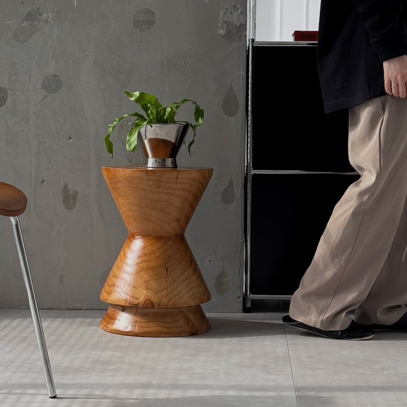 table-03187 天然木 Conical Stool 丸太スツール H45 W31 |