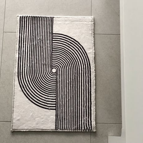 予約販売6月下旬～7月上旬頃発送予定　mat-03051　layer ラインアート ラグ  40cm×60cm