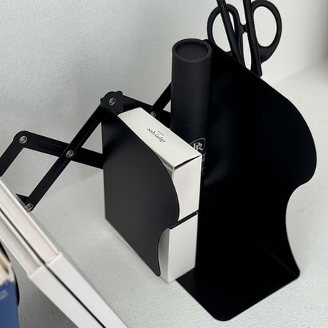 magazinerack-03032　伸縮式 アイアン ブックスタンド ペン立て付き