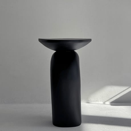 table-03172　ブラック ロック サイドテーブル
