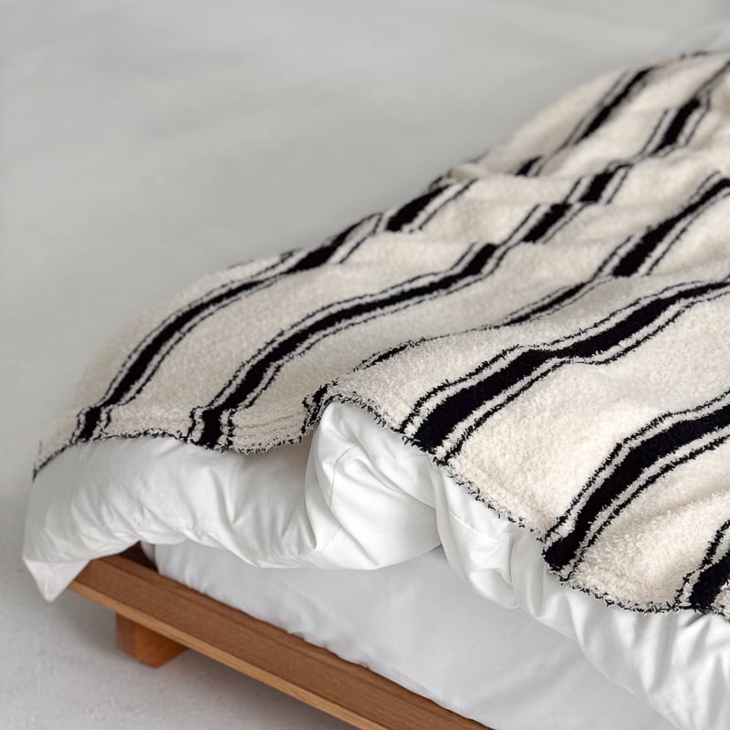bedthrow-03018 ストライプ ブランケット ベッドスロー オフ×ブラック