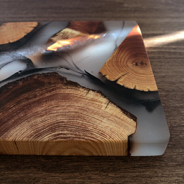 天然木とレジンプレート 天然木とレジンプレート