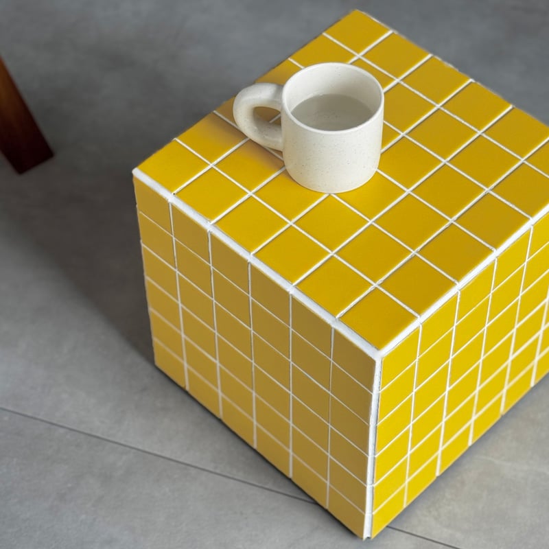 予約販売12月上旬～12月中旬頃発送予定 table-03209 イエロー タイル