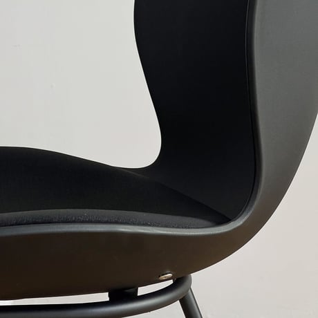 予約販売7月上旬～7月中旬頃発送予定　chair-03079　アイアンレッグ シェル型 ダイニングチェア