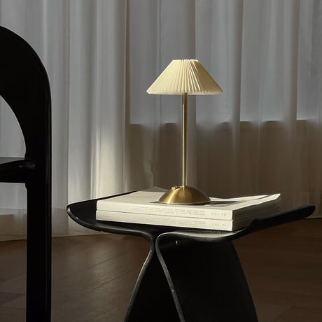 light-03271　USB プリーツシェード スリムスタンド テーブルランプ LED
