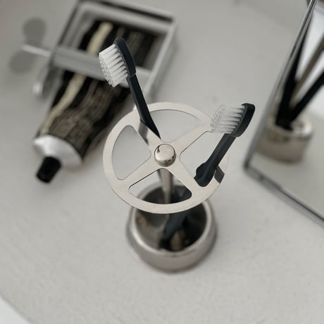 予約販売6月中旬～6月下旬頃発送予定　oralcare-03006　ステンレス 歯ブラシスタンド