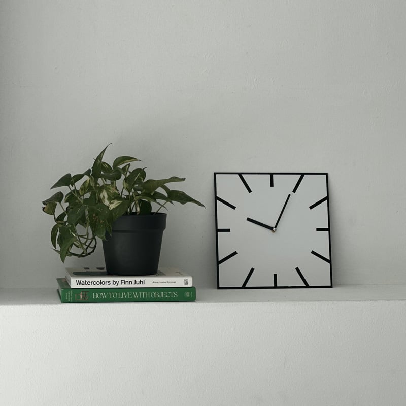 セメントウォールクロック & classy エンボス 掛け時計 インテリア