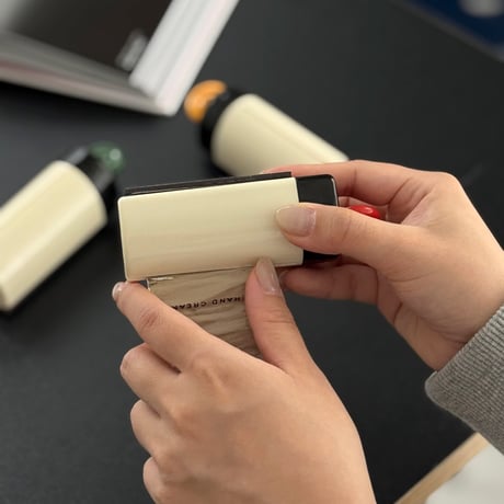 tubewringer-03002　ラウンドカラーハンドル チューブリンガー チューブ絞り器