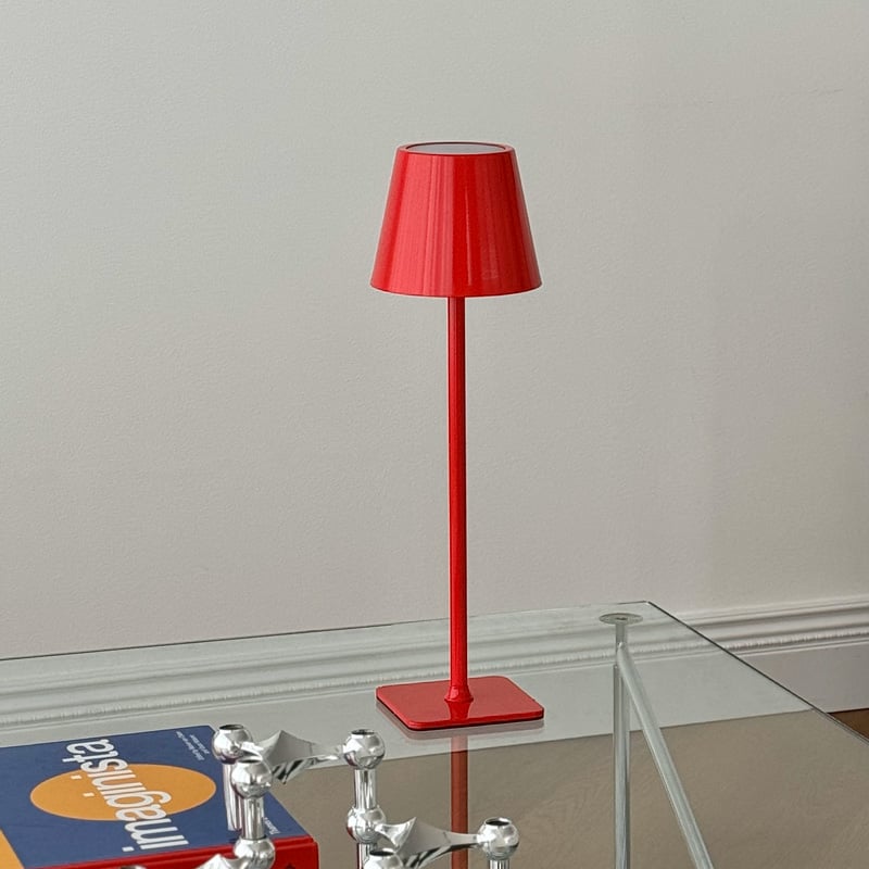 二フラー　モデル　テーブルランプ ファンタスティック・ビースト』電球を抱えるニフラーのテーブルランプ