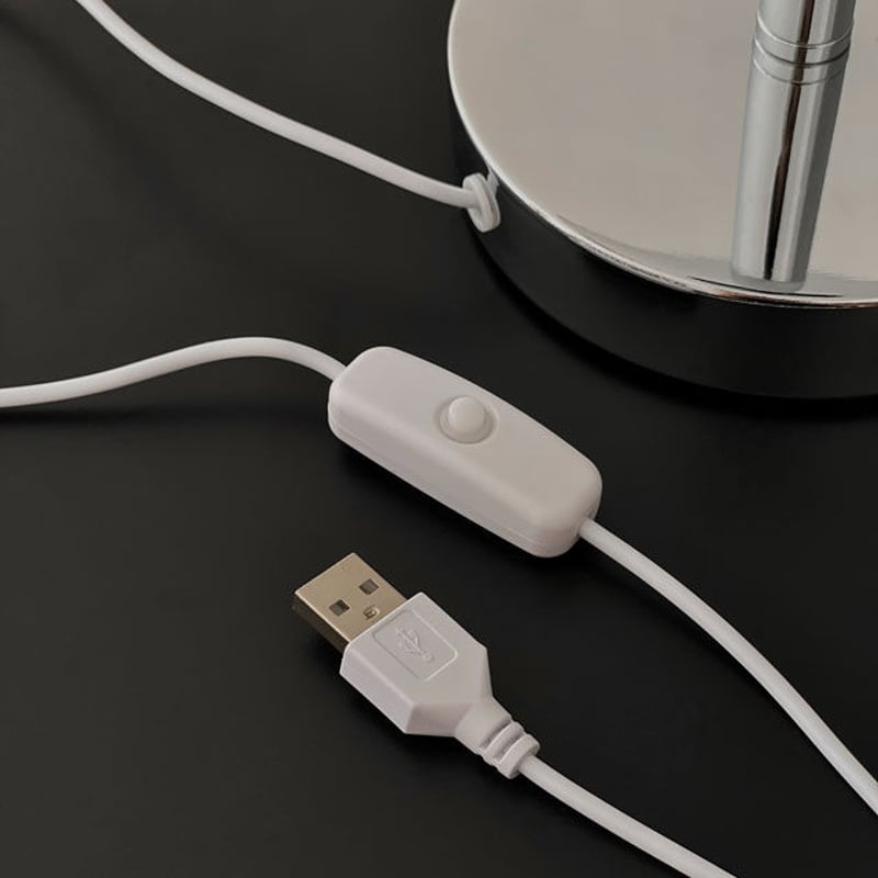 light-03206 USB trapezium ガラスシェード テーブルランプ LED |