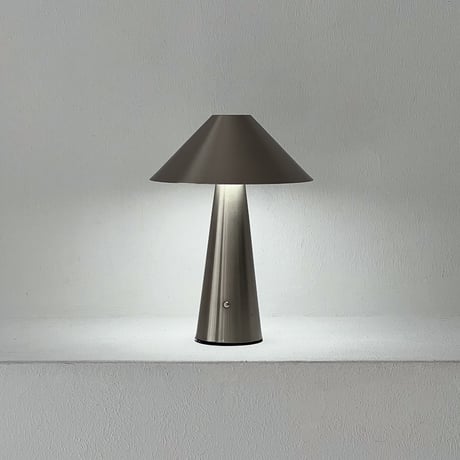予約販売6月下旬～7月上旬頃発送予定　light-03346　USB アイアン テーブルランプ コードレス LED