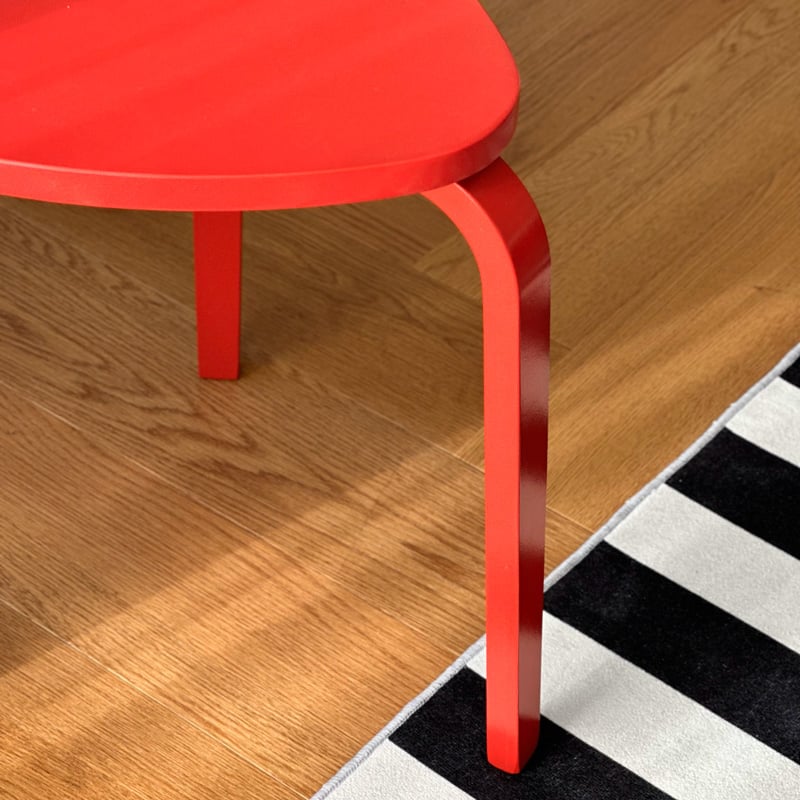 stool-03023 triangle レッド スツール | ART OF BLACK