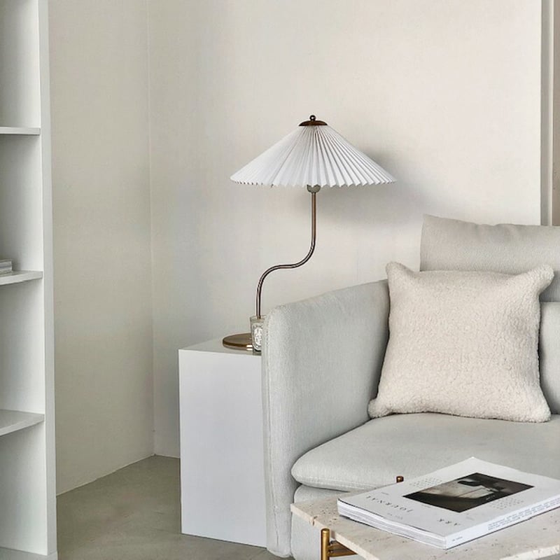 light-03099 USB プリーツライト カーブ ゴールドスタンド | ART OF B