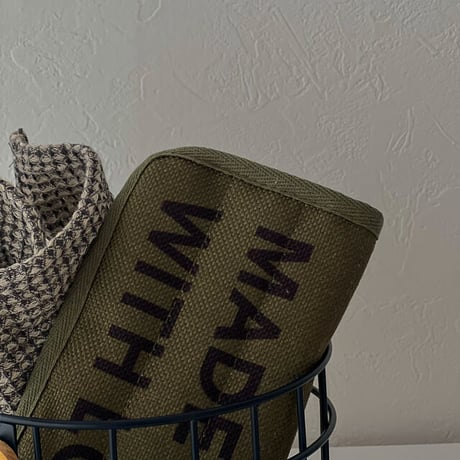 kitchen-03033　レタリング スクエア 鍋敷き ループ付き