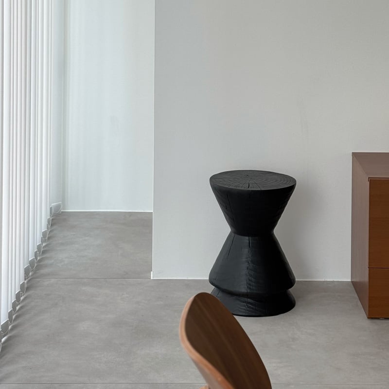 table-03187 天然木 Conical Stool 丸太スツール H45 W31 |