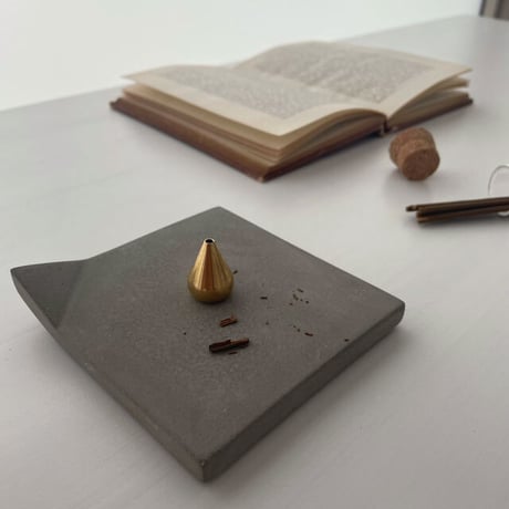 incenseholder-03023　fold セメント インセンスホルダー お香立て
