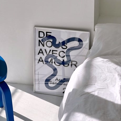 poster-03077　blue curvy line and black text シルバーフレーム アートポスター 50×40cm