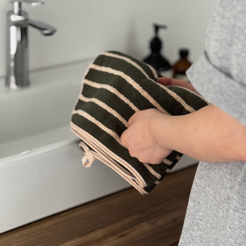 towel-03034 ストライプ ループ付き マイクロファイバー フェイス