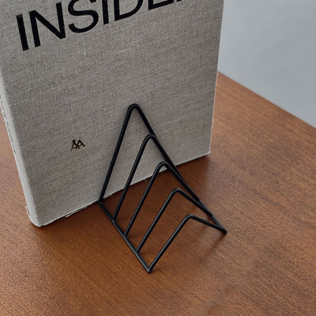 アイアン斜めアート本棚、ブックスタンド アイアン斜めアート本棚、ブックスタンド