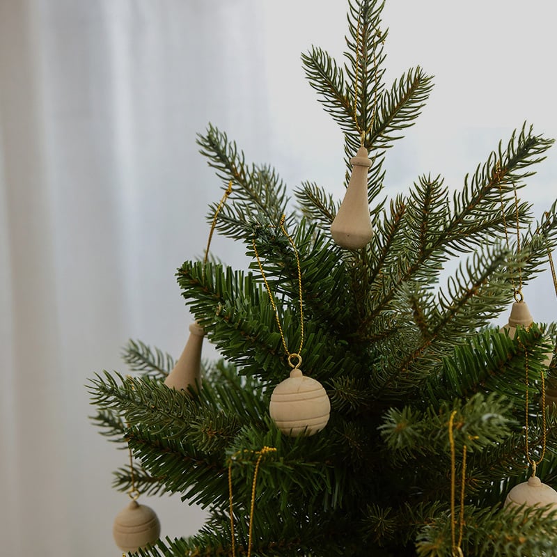 自然素材クリスマスツリー フロストパインノーブルツリー90cm｜クリスマス雑貨の通販