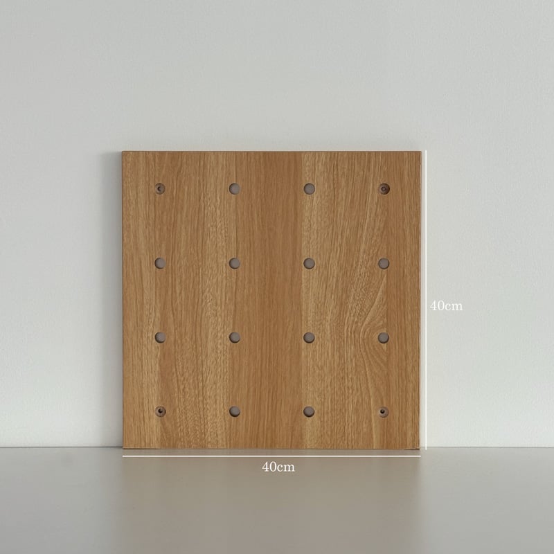 wall-03105 ワイドピッチ 木目 有孔ボード パンチングボード 40×40