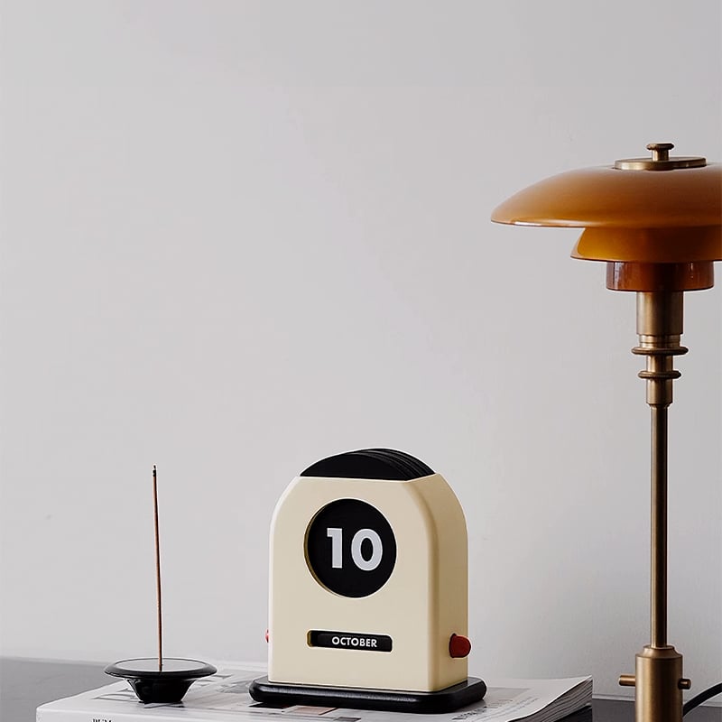 calendar-03016 スペースエイジデザイン カード式 卓上 万年