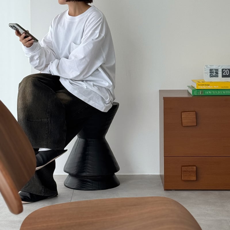 table-03187 天然木 Conical Stool 丸太スツール H45 W31 |