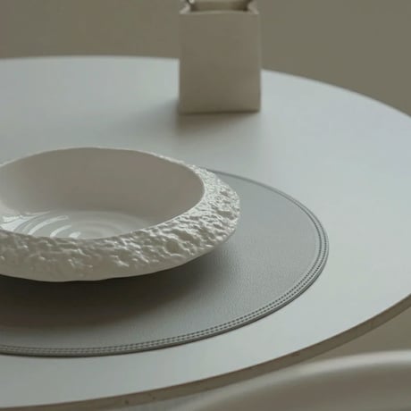 tablecloth-03070　ヴィーガンレザー ラウンド ランチョンマット 直径38cm 同色2枚セット