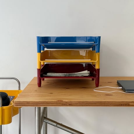 tray-03147　Bauhaus Color スタッキング ファイルトレイ 3色セット