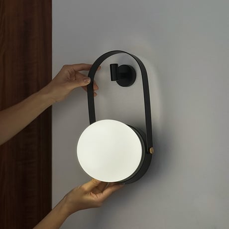 予約販売6月下旬～7月上旬頃発送予定 light-03354　USB ハンドル付き ボールライト コードレス LED