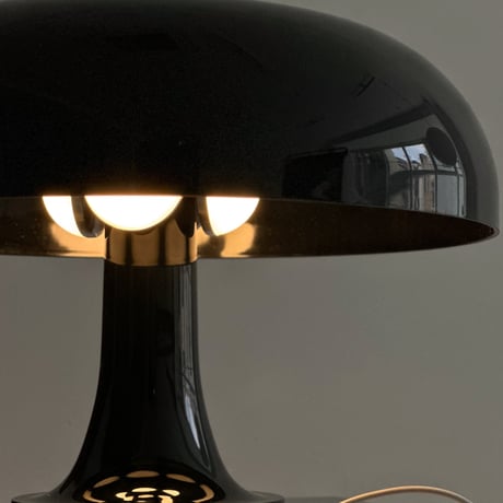 light-03344　USB ブラック マッシュルーム テーブルランプ LED