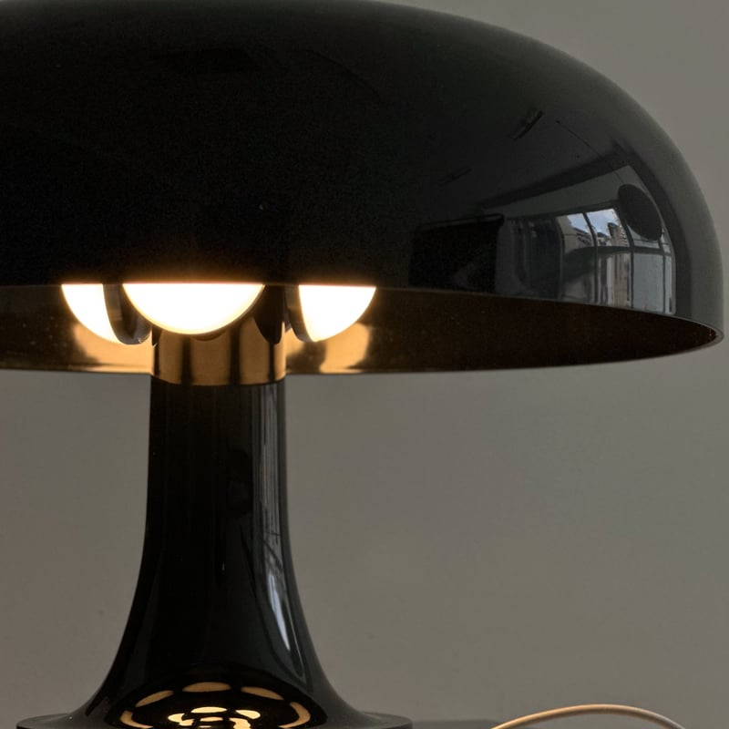 light-03344 USB ブラック マッシュルーム テーブルランプ LED | ART