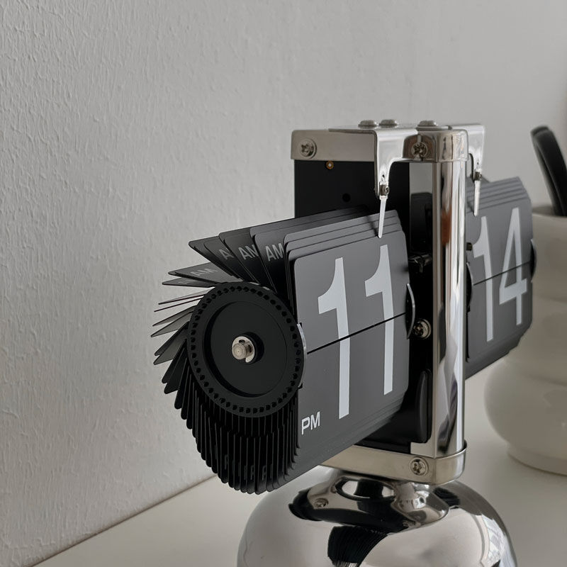 一部予約商品】 clock-03042 ステンレス フリップクロック 置き時計 一部予約商品】 clock-03042 ステンレス フリップクロック 置き時計